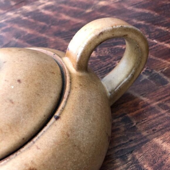 Vintage Handmade Studio Tea Pot and Sugar Bowl - Picture 10 of 12